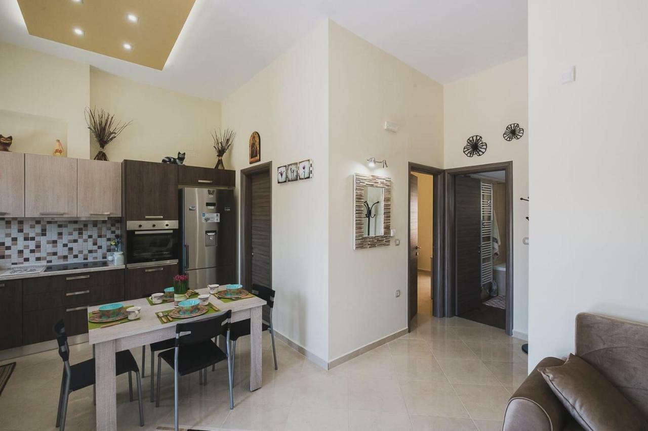 Spacious Home With Parking La Canea Esterno foto