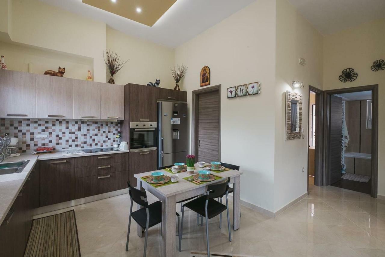 Spacious Home With Parking La Canea Esterno foto