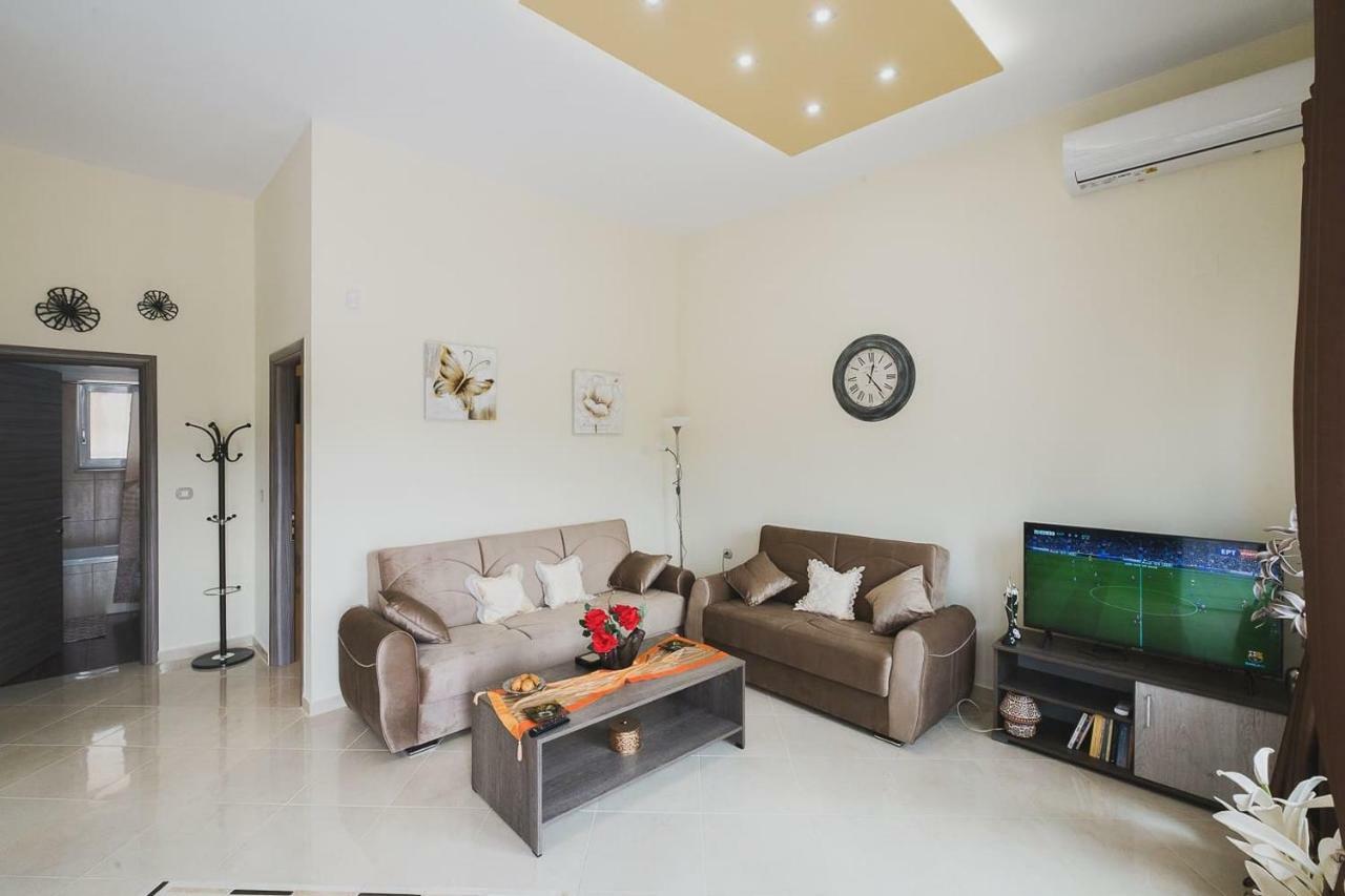 Spacious Home With Parking La Canea Esterno foto